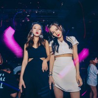 燃燒吧！DJ音樂嗨爆全場(chǎng)